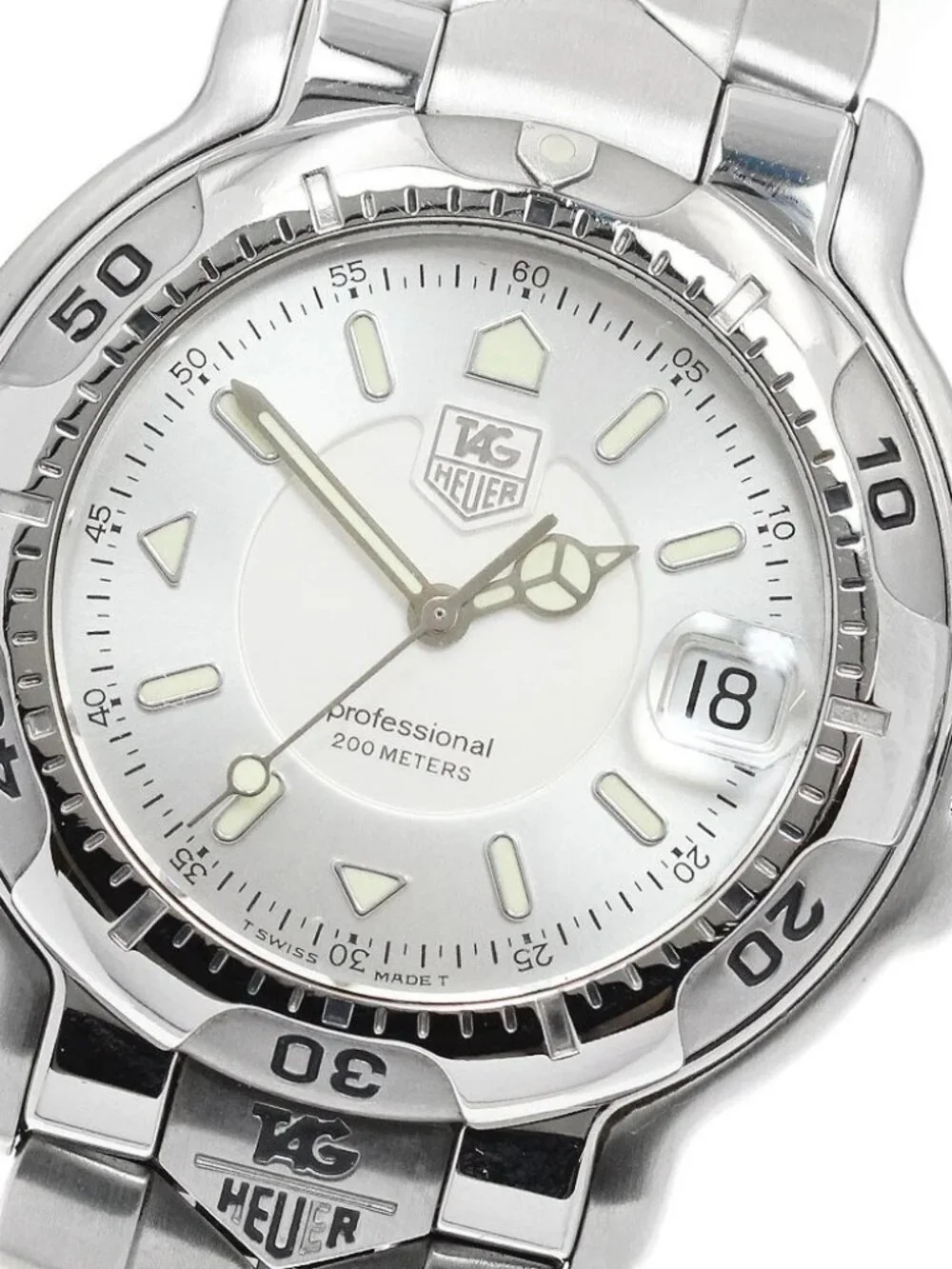 TAG HEUER 6000 series WH1113-K1 Date Silver Dial Quartz Men's Watch